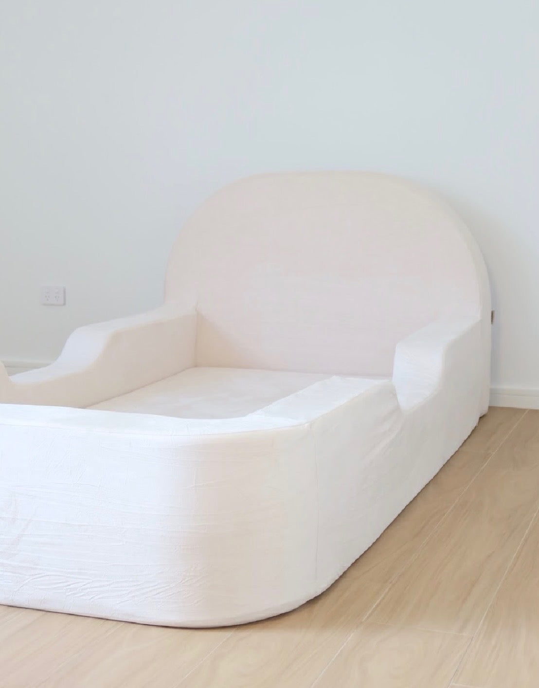Meraki Floor Bed